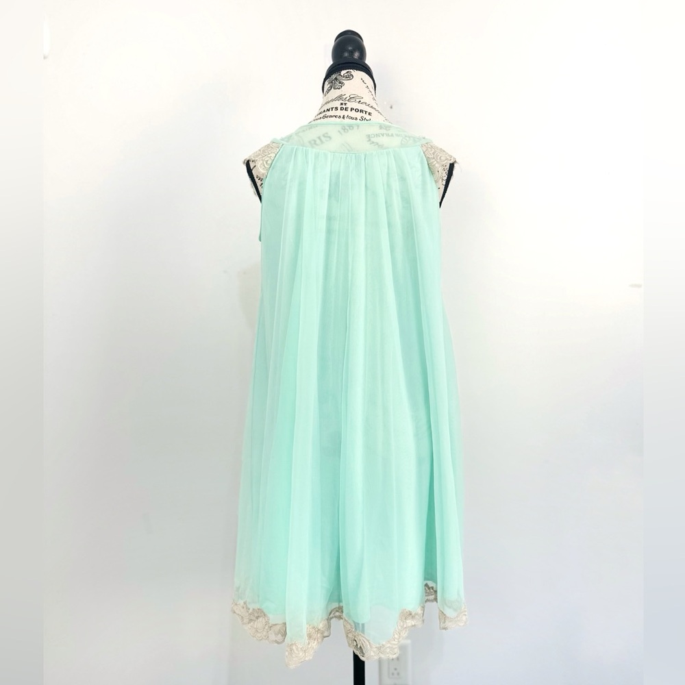 Vintage 1960’s Babydoll and Robe Peignoir Set - Picture 3 of 14